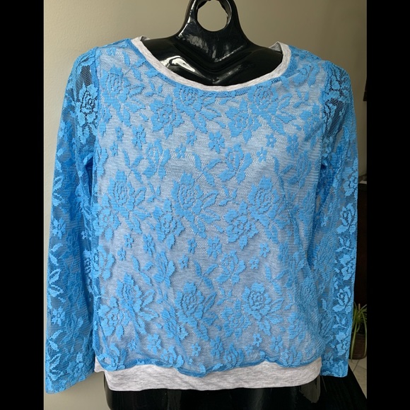 Woman Net Top - Picture 1 of 3